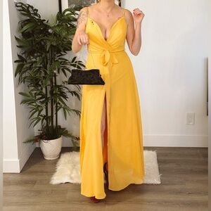 Elegant Yellow Maxi Dress